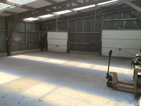 hangar 120 m² + parking proche a16 calais