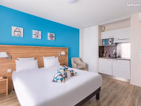 studio 1 pièce 24 m²