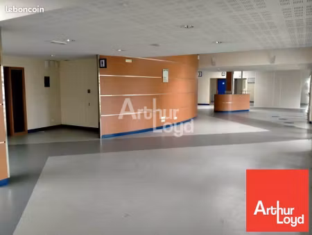 bureaux 850 m² chatellerault