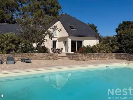 maison 7 pièces 250 m²