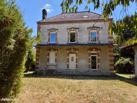 maison 6 pièces 148 m²
