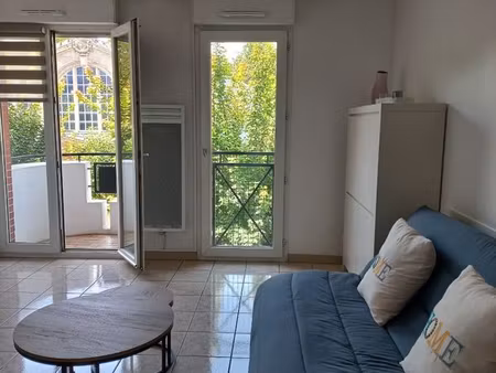loue f2 meublé centre-ville reims 51100