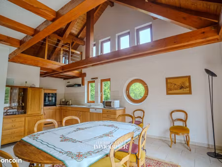 duplex 6 pièces 157 m²