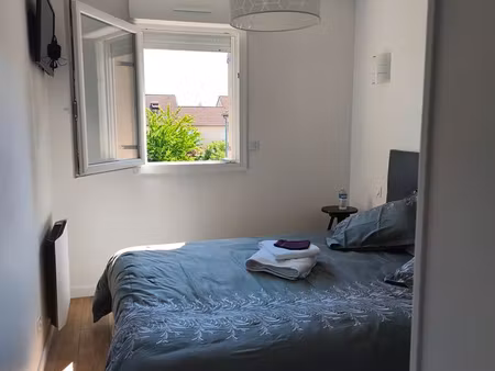 chambre à louer pour étudiant(e) – quartier des bourroches 400