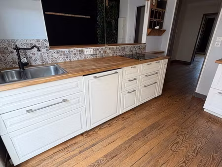location triplex centre st lo