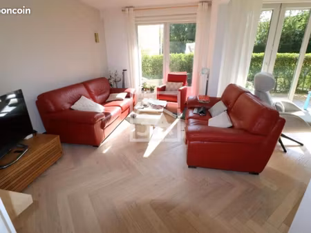 appartement 6 pièces 94 m²