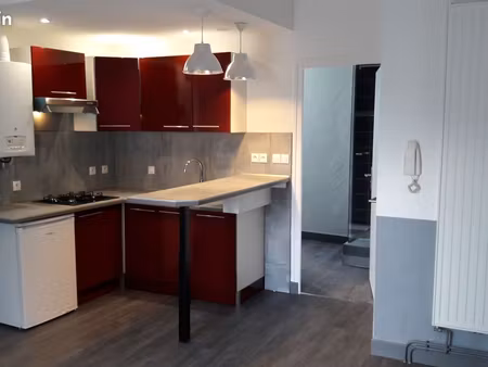 pau sud t2 45m2 cellier balcon 525 libre 1er août