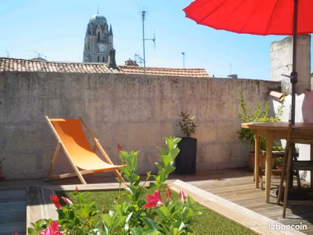 grand t2 avec terrasse