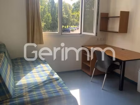 studio 1 pièce 18 m²