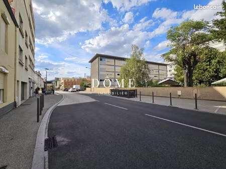 parking/box 15 m² clermont-ferrand