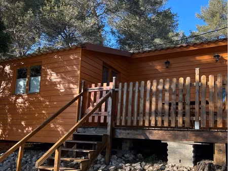 vend chalet t2 au castellet