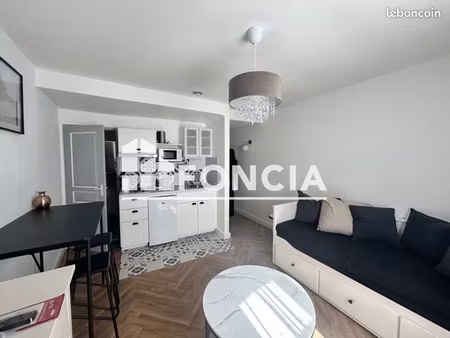 studio 1 pièce 18 m²