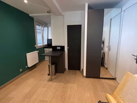 studio 22 m² entièrement rénové – bois-colombes