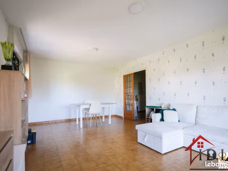 appartement 3 pièces 84 m²