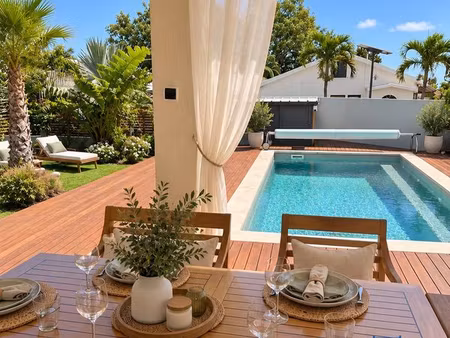 villa 7 pièces 150 m²