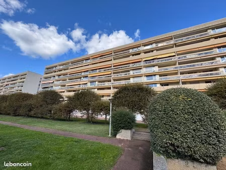 appartement 4 pièces 104 m²