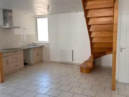 maison de ville 3 chambres à ladon (45)