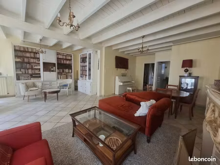 maison de ville 7 pièces 180 m²