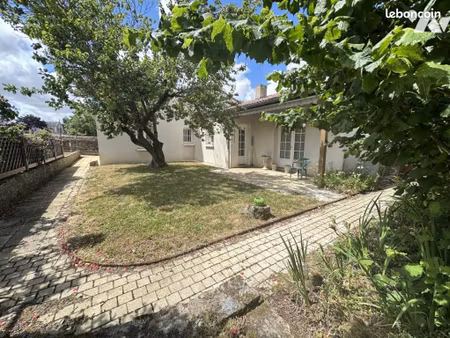 maison 106 m² st georges de montaigu