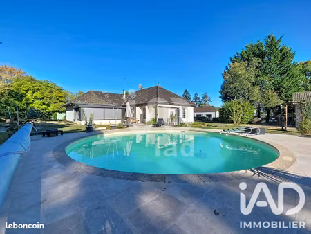 pavillon 5 pièces 136 m²