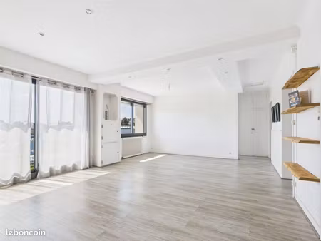 appartement 4 pièces 77 m²