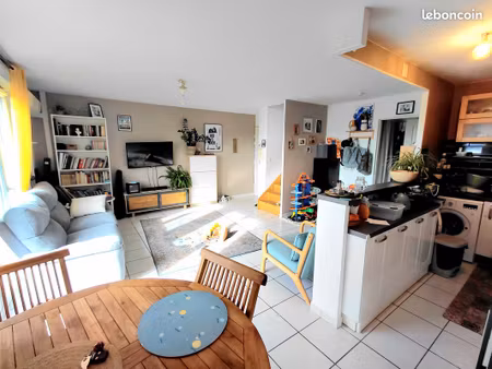 t3 en duplex au bord du parc de la maourine