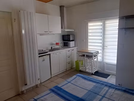 loue studio meublé 17 m² à ligugé libre de suite