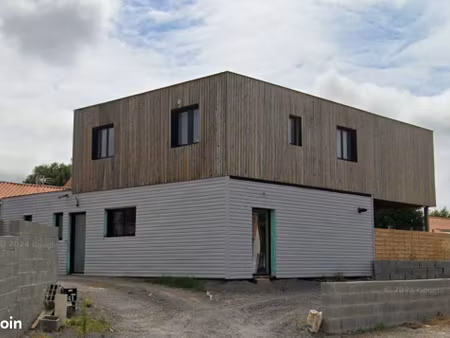 maison 7 pièces 150 m²