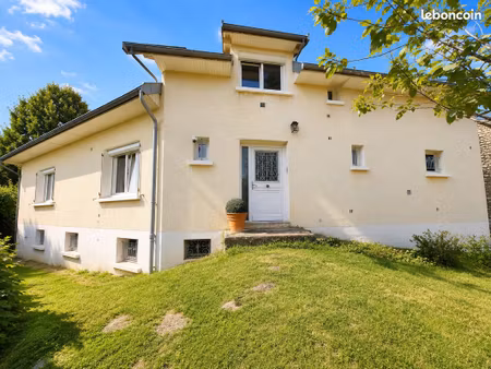 maison 5 pièces 155 m²