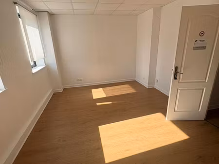 bureau 20 m2