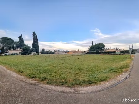 terrain 479 m² sorgues