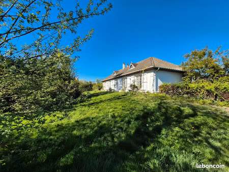 maison 6 pièces 136 m²