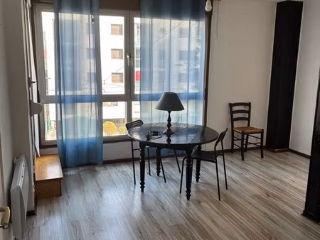 location t2 meublé 55m² – gare viotte – balcon  garage sécurisé – disponible
