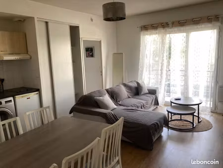 location appartement meublé +balcon+place de parking