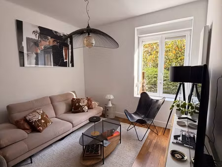 à louer – t2 meublé de 50m2  entièrement rénové – quartier ile saint symphorien  longevill