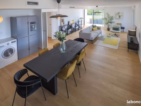 t5 duplex 130m² place de l'ormeau