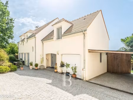 maison 7 pièces 169 m²