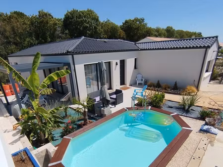 maison contemporaine 131m2 4chs soubise 2023