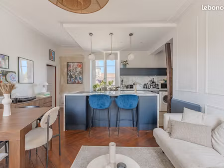 appartement 55 m2 - lumière traversante hyper centre
