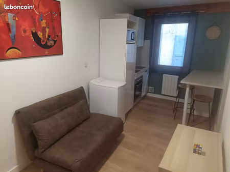 t1 bis meublé castres 27m2 hyper centre