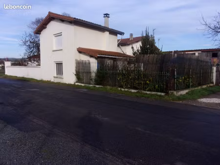 petite maison meublée a la campagne