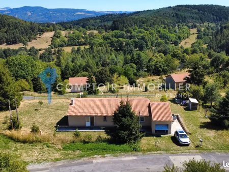 villa 6 pièces 110 m²