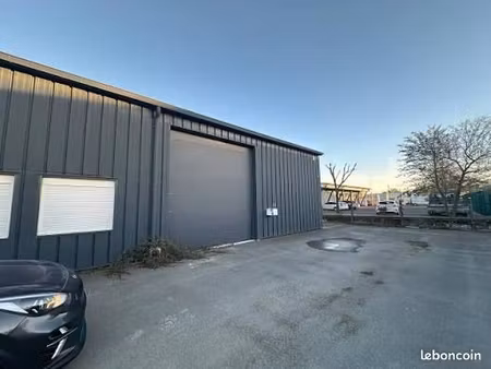 recherche un entrepôt / local / hangar à louer ou à acheter