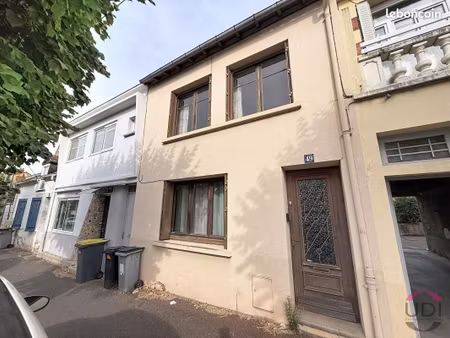 maison de ville 4 pièces 85 m²