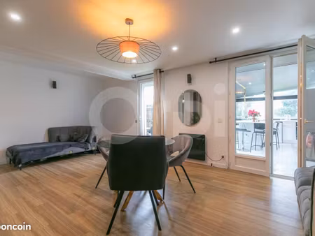 appartement 3 pièces 80 m²
