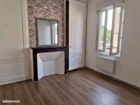 f2 hyper centre d’elbeuf (38m²)