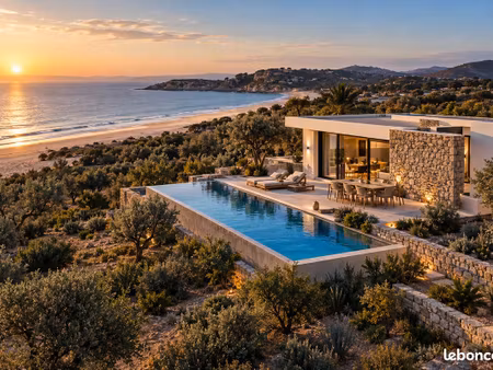 villa 12 pièces 250 m²