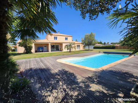maison 7 pièces 158 m²