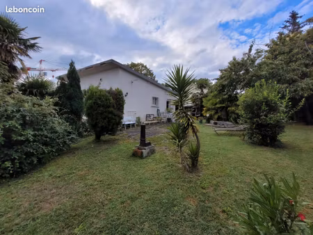 maison avec local de 45m2 au rdc