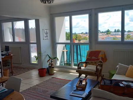 location appartement très bon état rezé 91m²